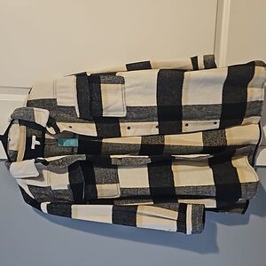 NWT Maurices Shacket